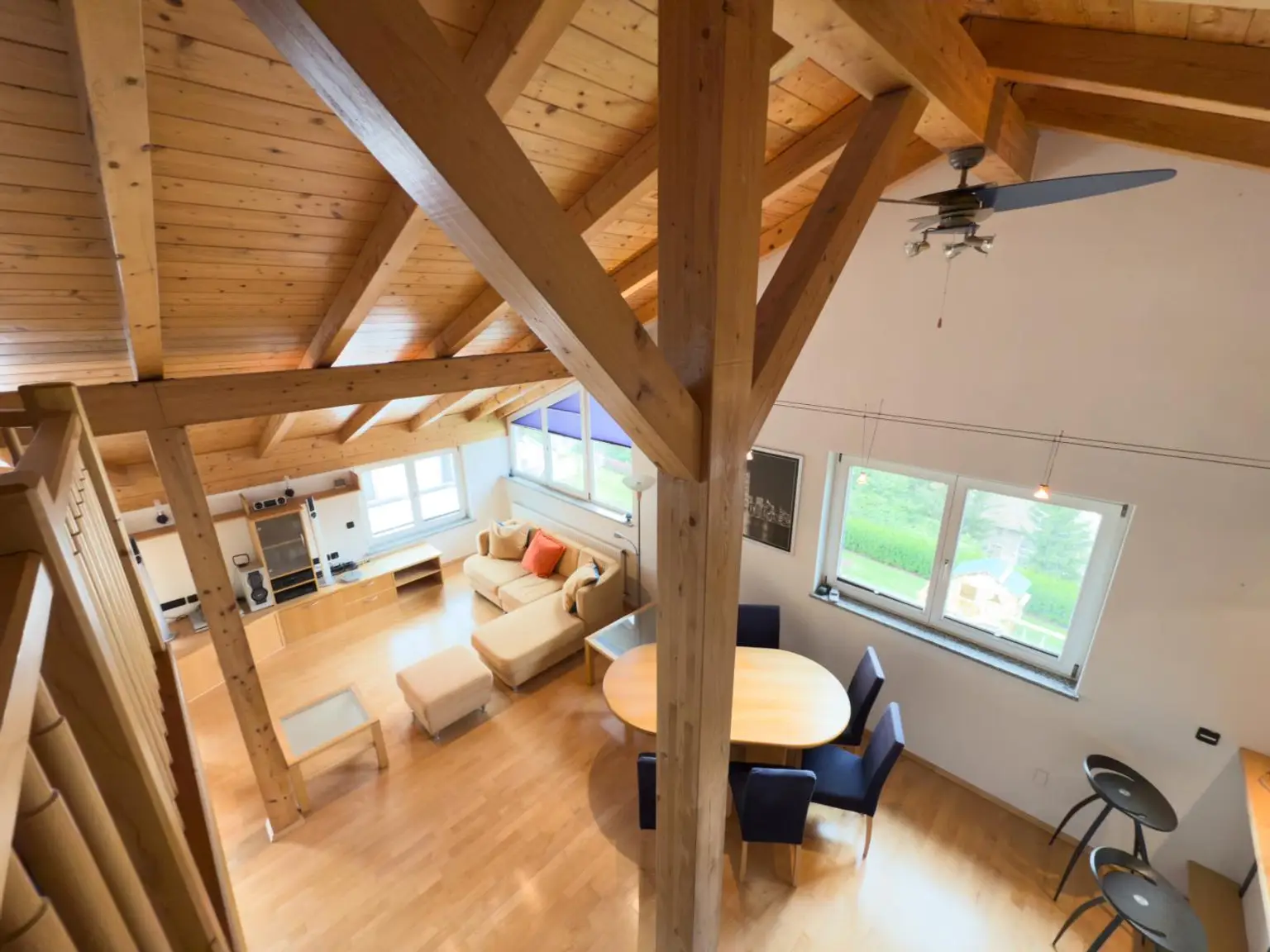Weitblick über das Wipptal  - Dachgeschoßwohnung mit zwei Ebenen in Steinach