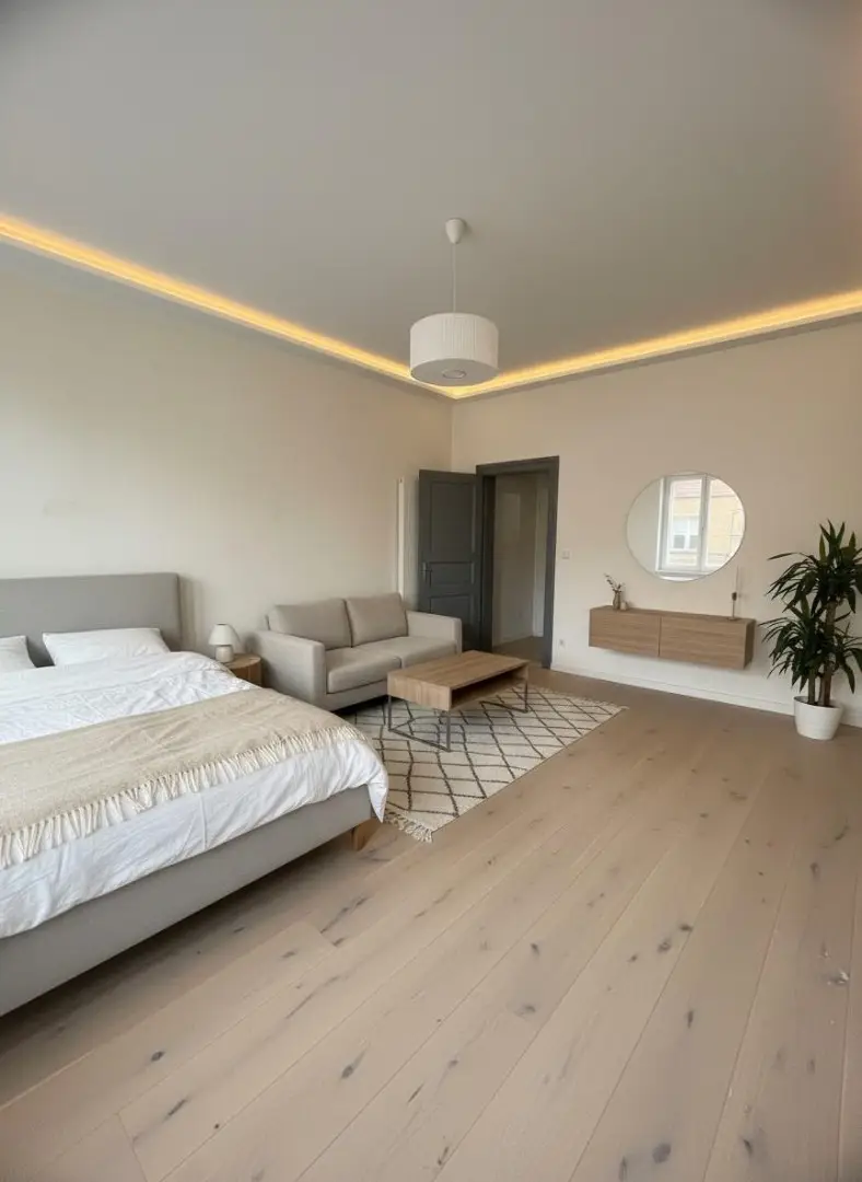 16 KI Wohnzimmer oder Schlafzimmer