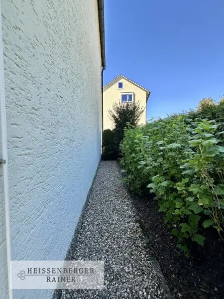 PROVISIONSFREI /// REHBÜHL, GROSSZÜGIG & FLEXIBEL /// 6 ZIMMER, 2 -3 BÄDER /// SOFORT BEZUGSFERTIG