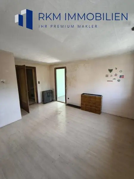 Traumhaftes Mehrfamilienhaus in Wien 1230: 9 Zimmer, Garten, Balkon und Garage - Ihr neues Zuhause!