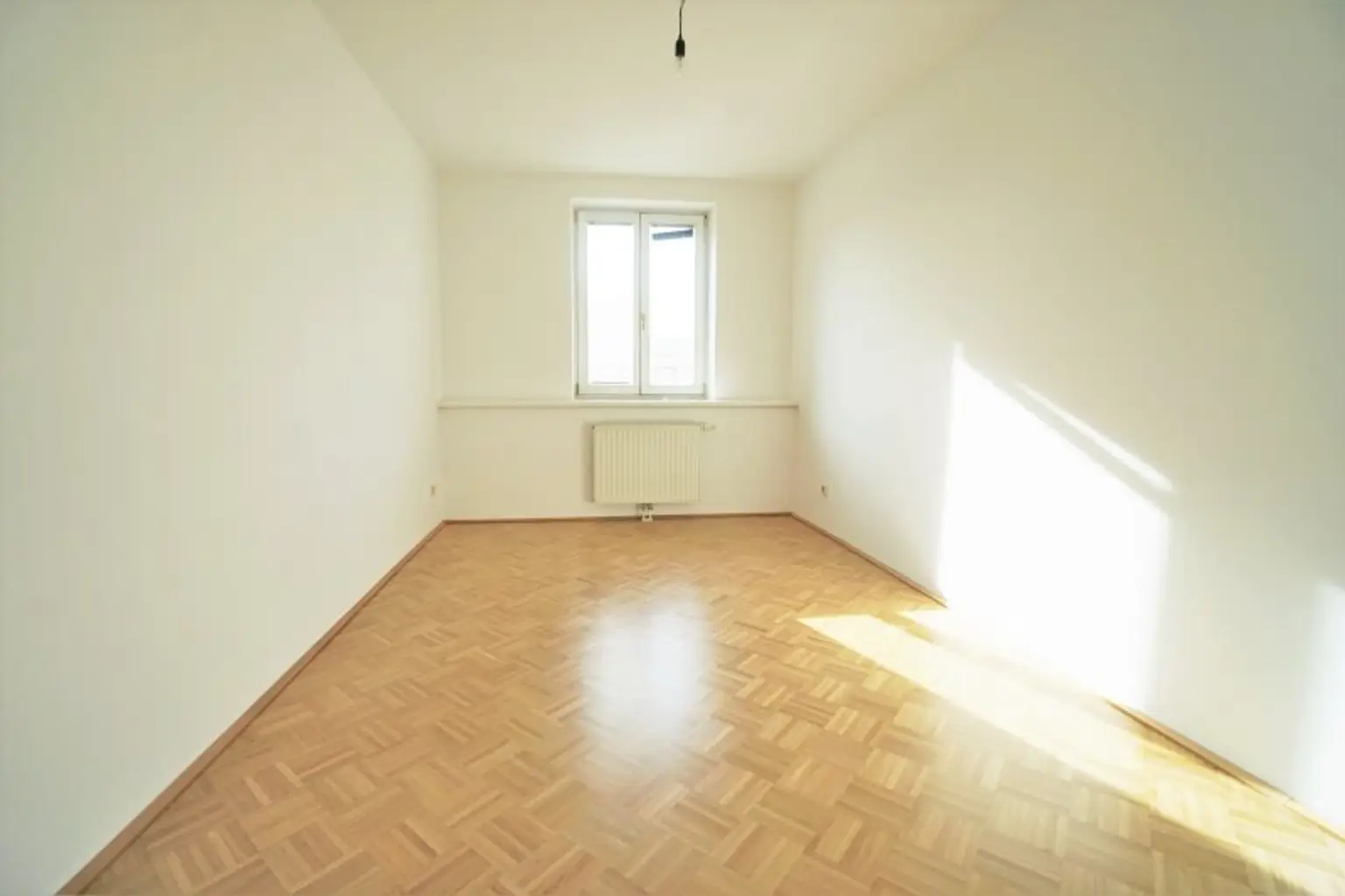 *Stilvolle Citywohnung direkt beim Naschmarkt* Ab 01.02.2026 verfügbar*