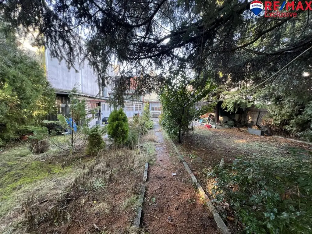 Traumhaftes Baugrundstück mit Altbestand in Wiener Neustadt!