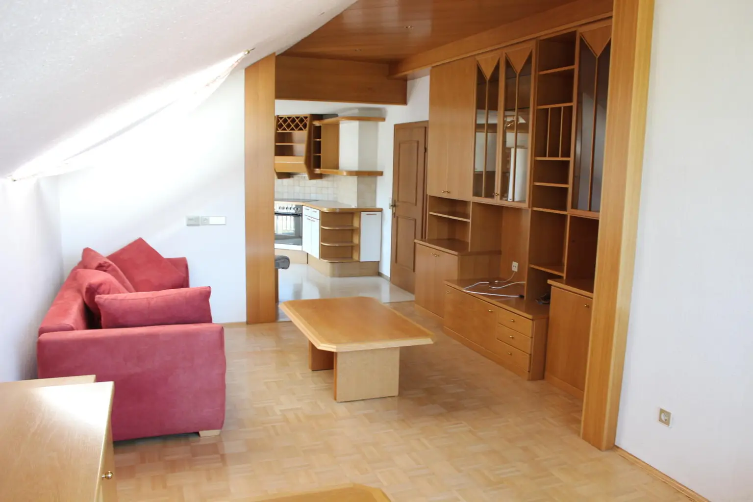 Schönes Wohnhaus in bester Lage in Weißkirchen