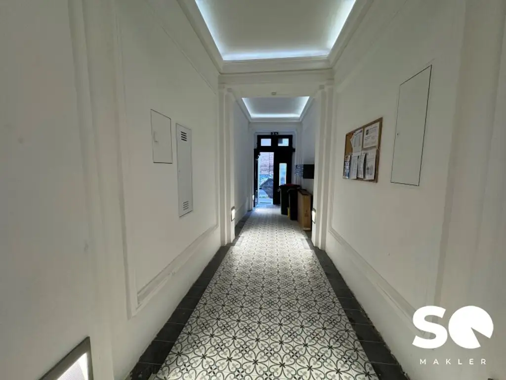 #SQ - ERSTBEZUG: 2-ZIMMER-ALTBAUWOHNUNG MIT TERRASSE UND BALKON IN RUHELAGE!