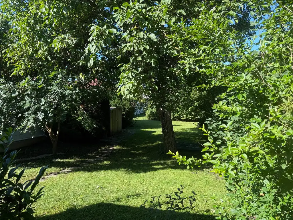 Einfamilienhaus mit Garten in ruhiger Lage