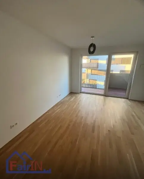 Top Lage*** 2-Zimmer Wohnung mit Balkon***ZU VERMIETEN!