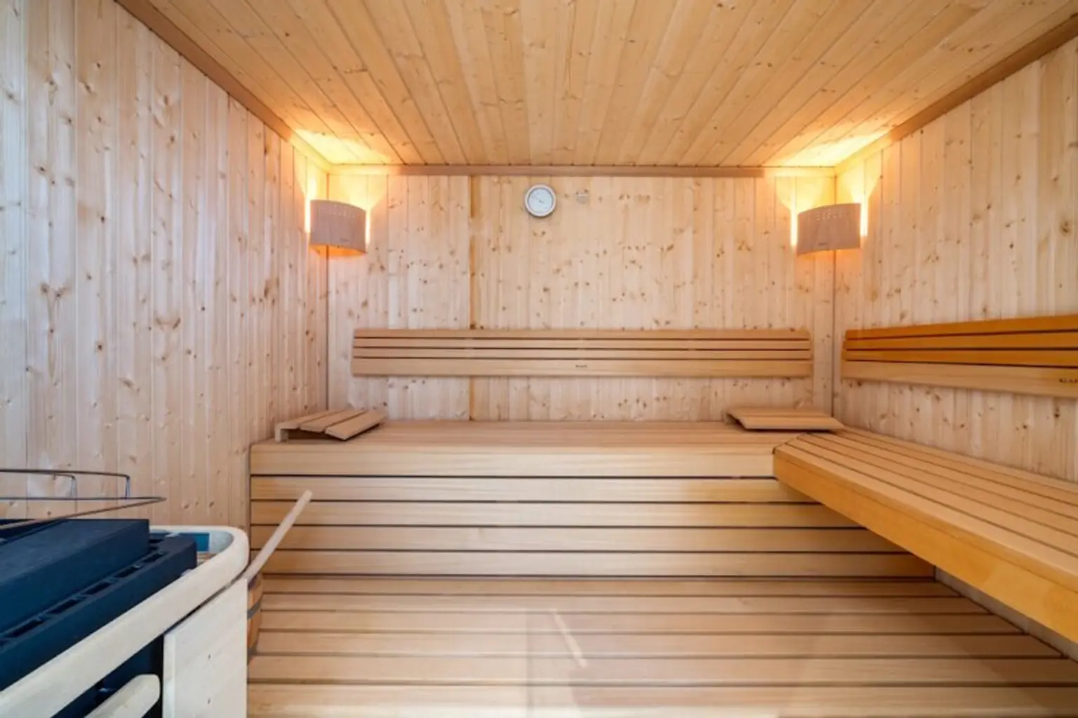 Luxus inmitten grüner Idylle: 2 Zimmer-Terrassentraum im „Private Park Living“