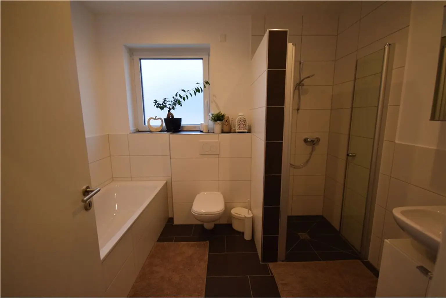 Tolle Doppelhaushälfte in Roxheim zur Miete mit Garten