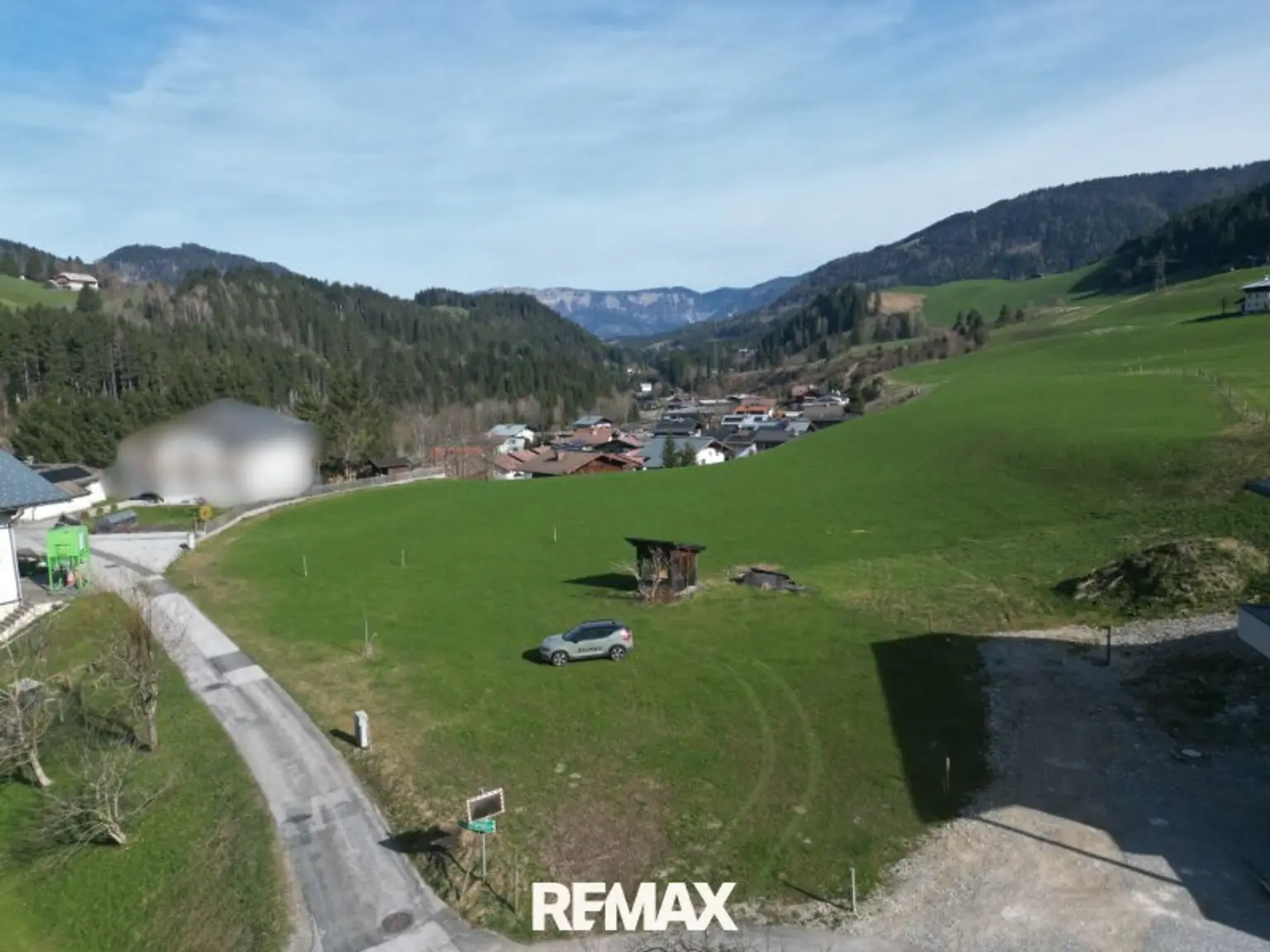 Grundstück