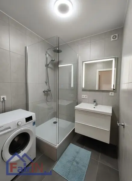 " Moderne Stadtwohnung mit Loggia in zentraler Lage - 2 Zimmer "
