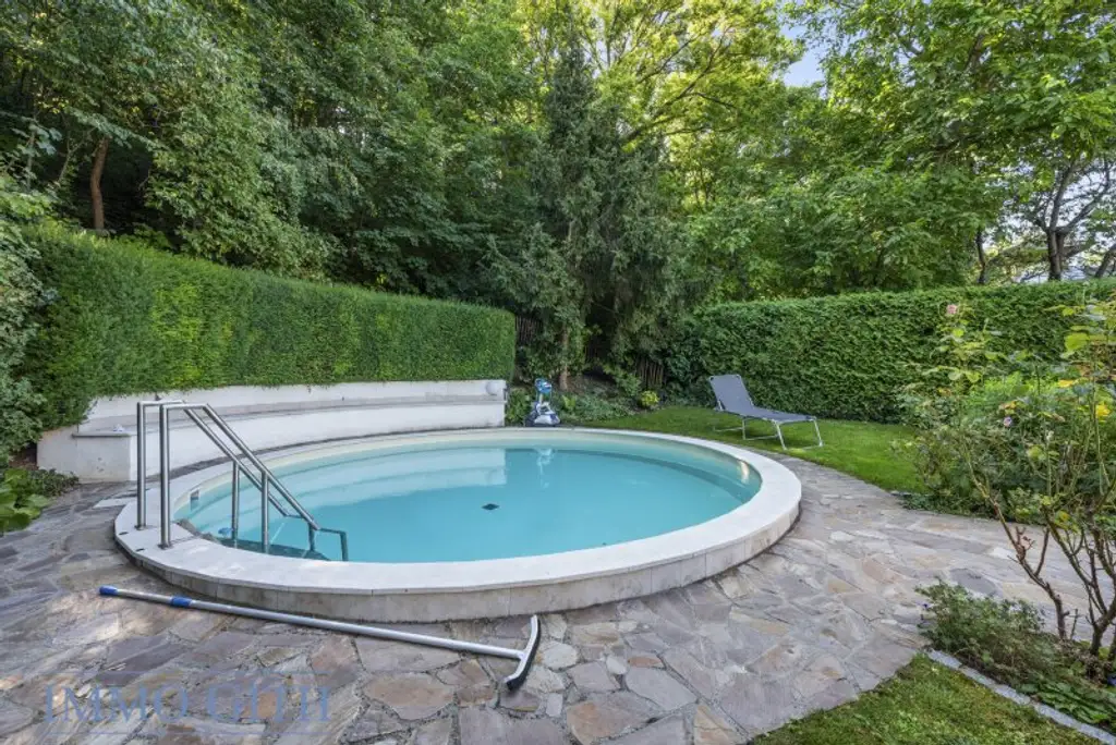 ARCHITEKTEN-VILLA MIT POOL & GARTEN IN ZENTRALER LAGE VON PERCHTOLDSDORF ZU KAUFEN!