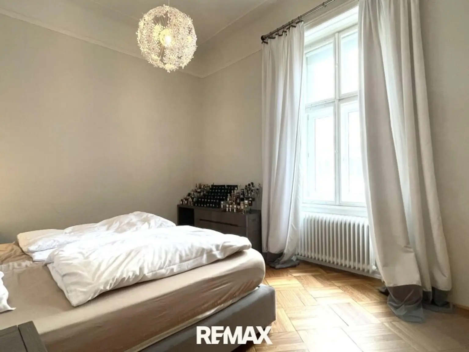 8 SCHLAFZIMMER