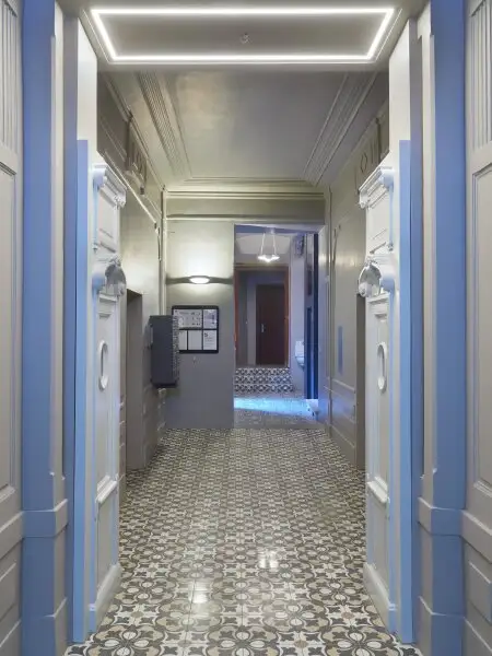Altbau-Charme! 67 m² Wohnung beim Naschmarkt mit exklusiver Balkon-Möglichkeit in generalsaniertem Haus