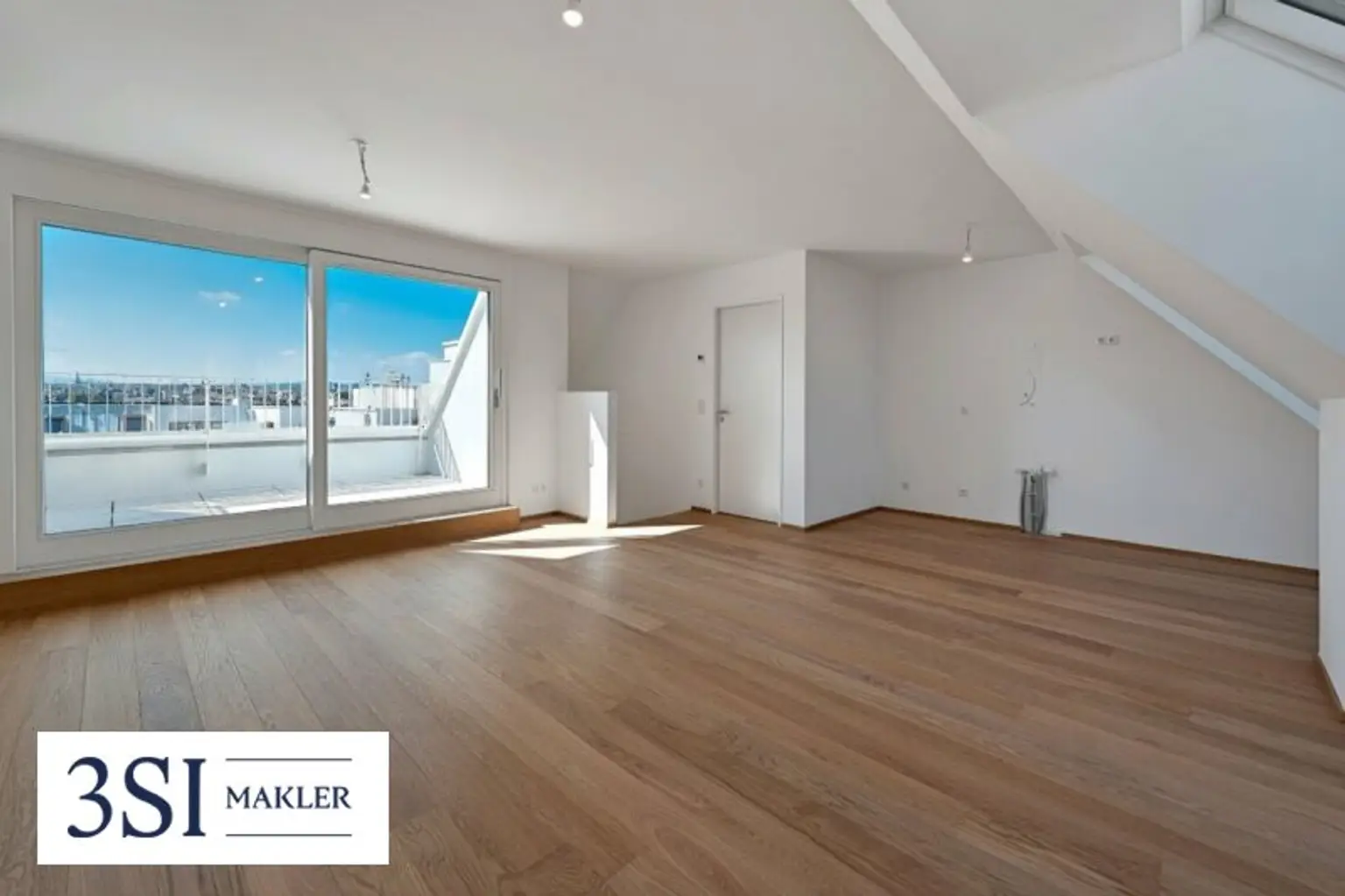 The Temptation: Familienfreundliches Dachgeschoß mit Terrasse und Grünblick nahe dem Kutschkermarkt