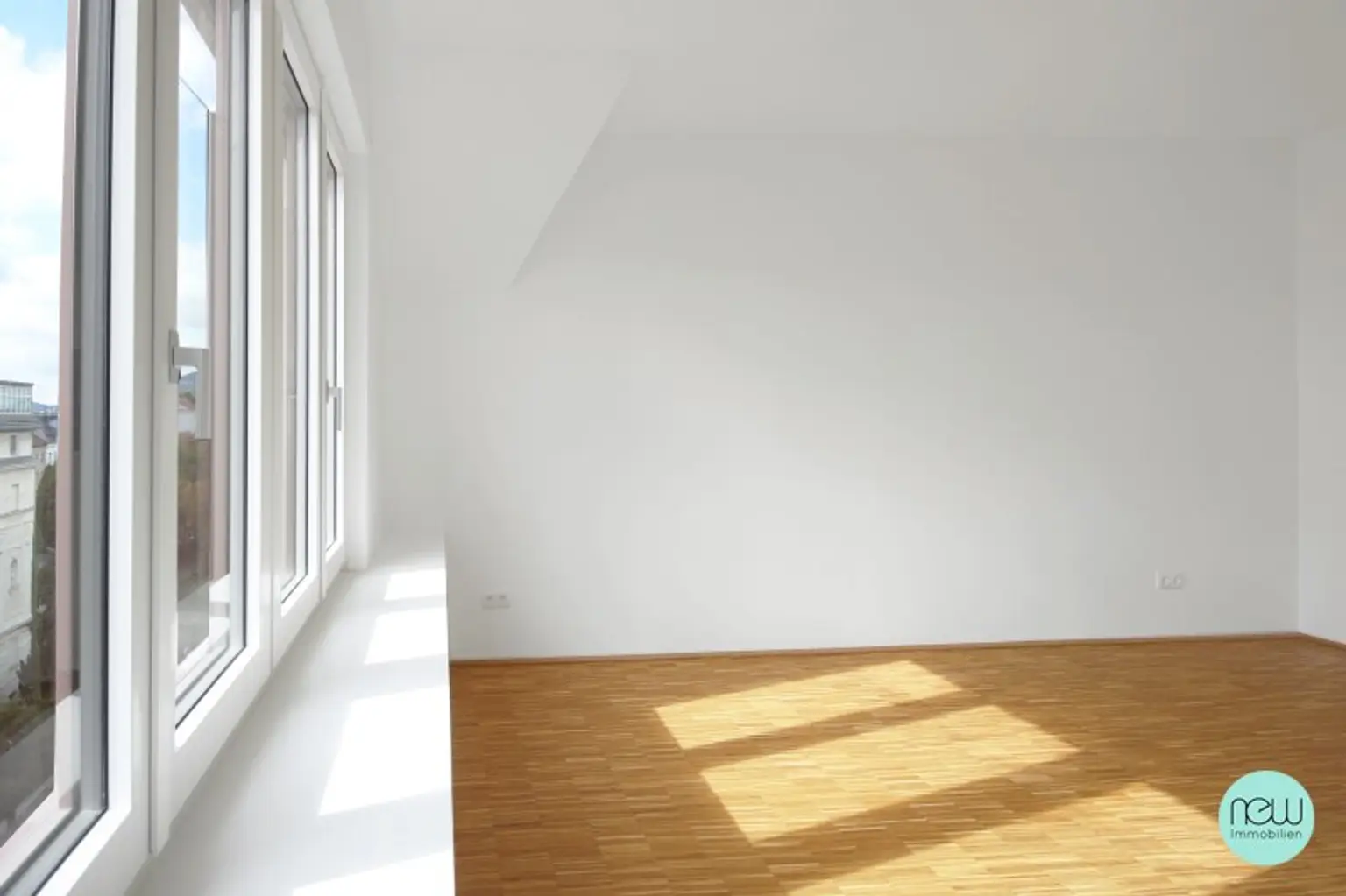 MODERNES WOHNEN IM ALTBAUAMBIENTE - URBANER KOMFORT - GRÜNE UMGEBUNG