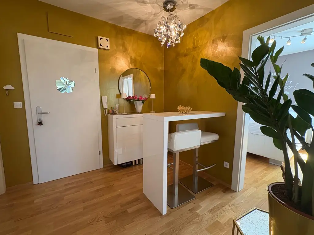 Attraktive 2-Zimmer-Wohnung mit Loggia - nahe Hauptplatz Andritz