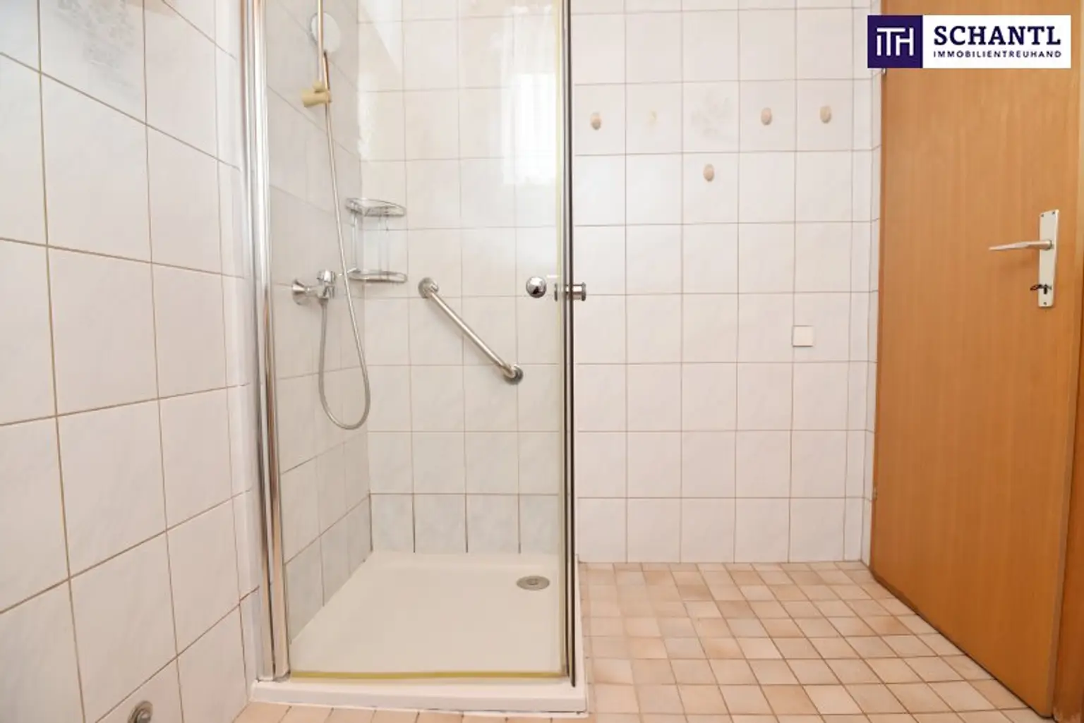 PLATZ zum WACHSEN – sanierungsbedürftiges Haus mit großem Garten und traumhaften Bäumen in Graz Liebenau! Bungalow mit Ausbaureserve!