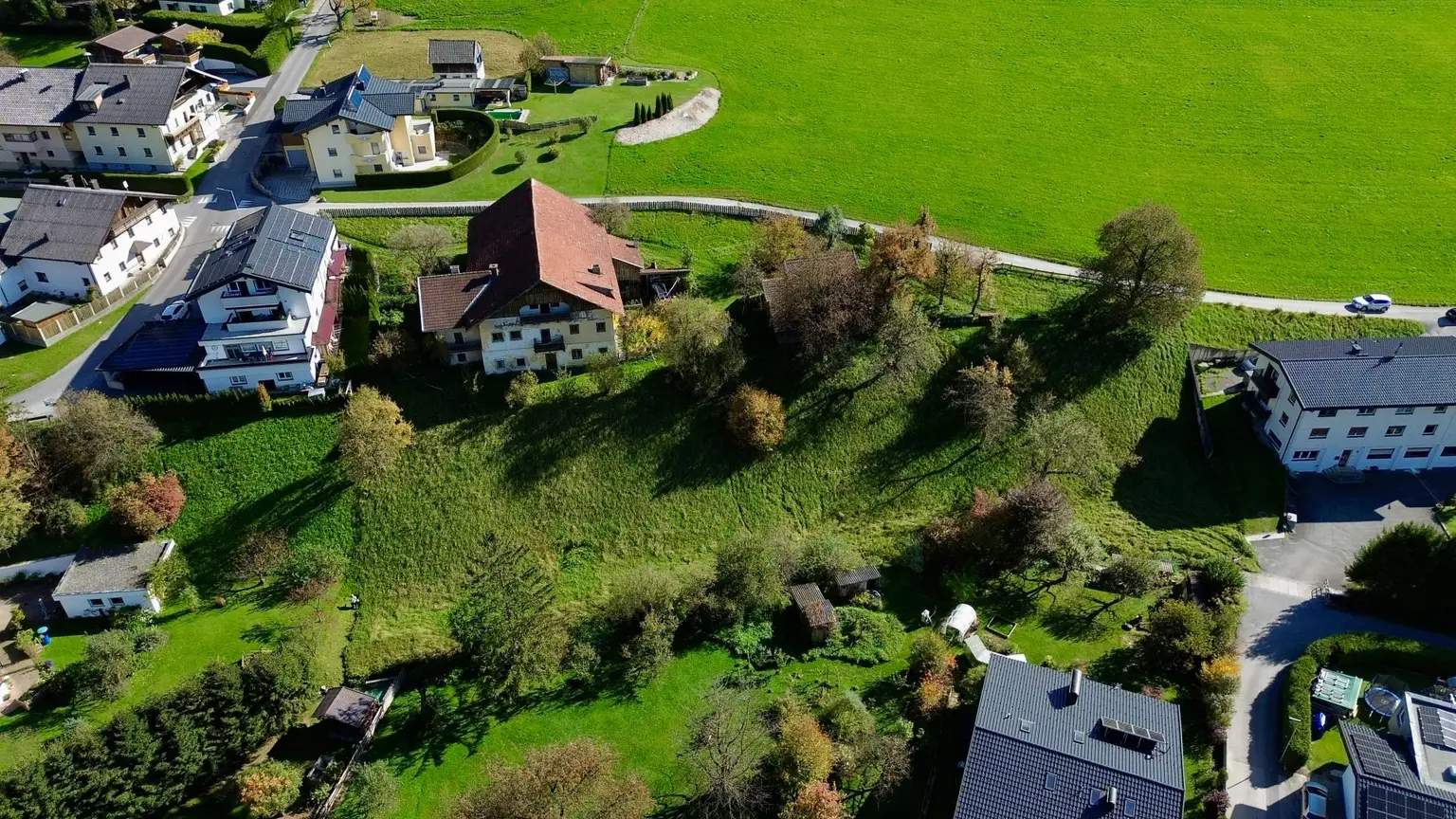 Panoramablick inklusive -  Baugrundstück mit Altbestand in schönster Lage