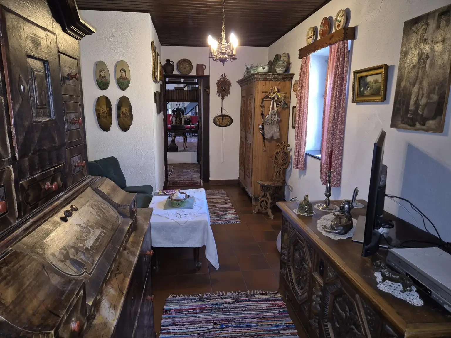 WOHNEN MIT STIL - MIT ANMUT UND CHARAKTER EINES SCHLOSSES