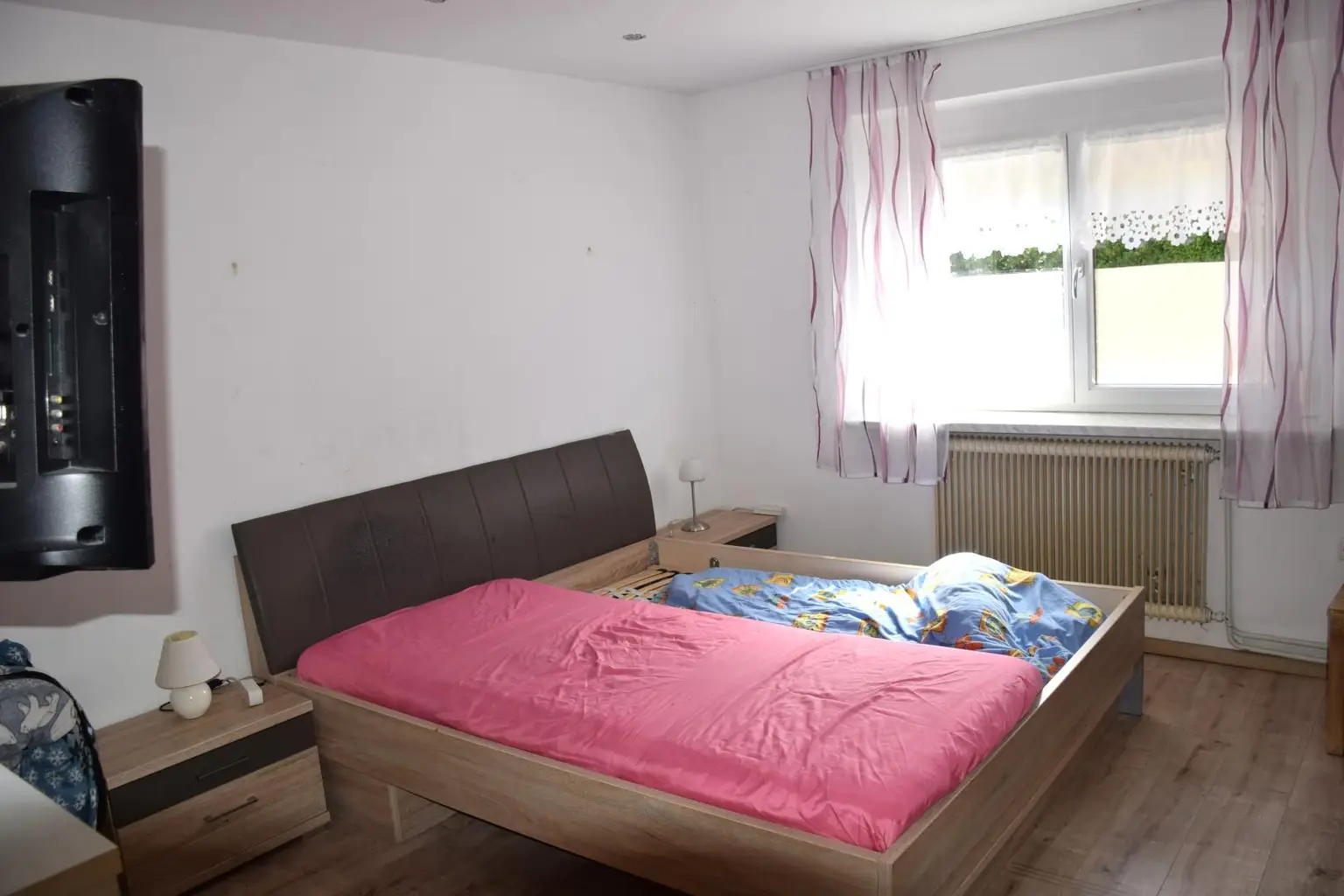 Sanierungsbedürftiges Wohnhaus in Waldrandlage