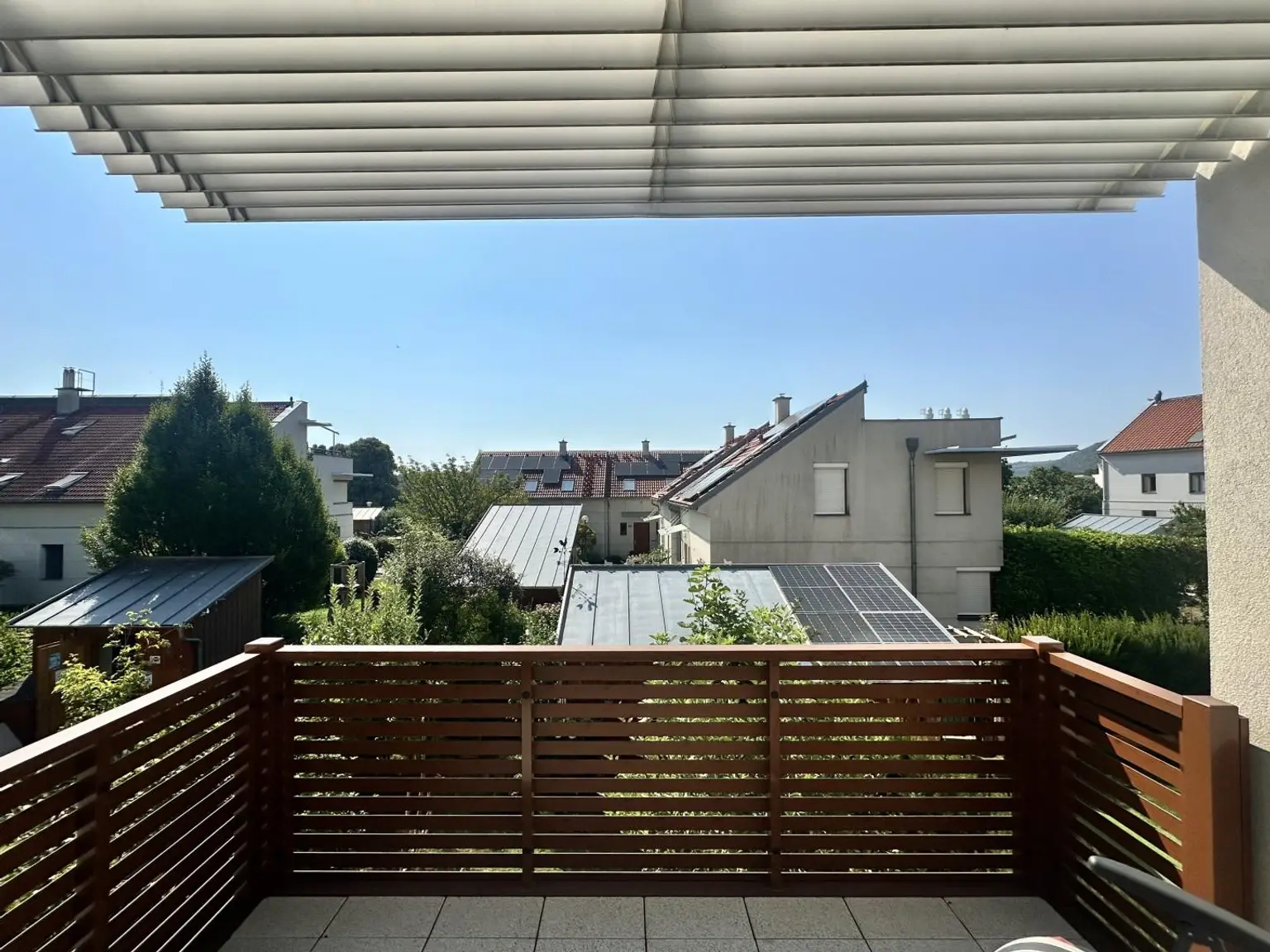Balkon mit Beschattung