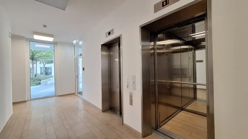 Möblierte 2-Zimmer-Wohnung im 10. Liftstock