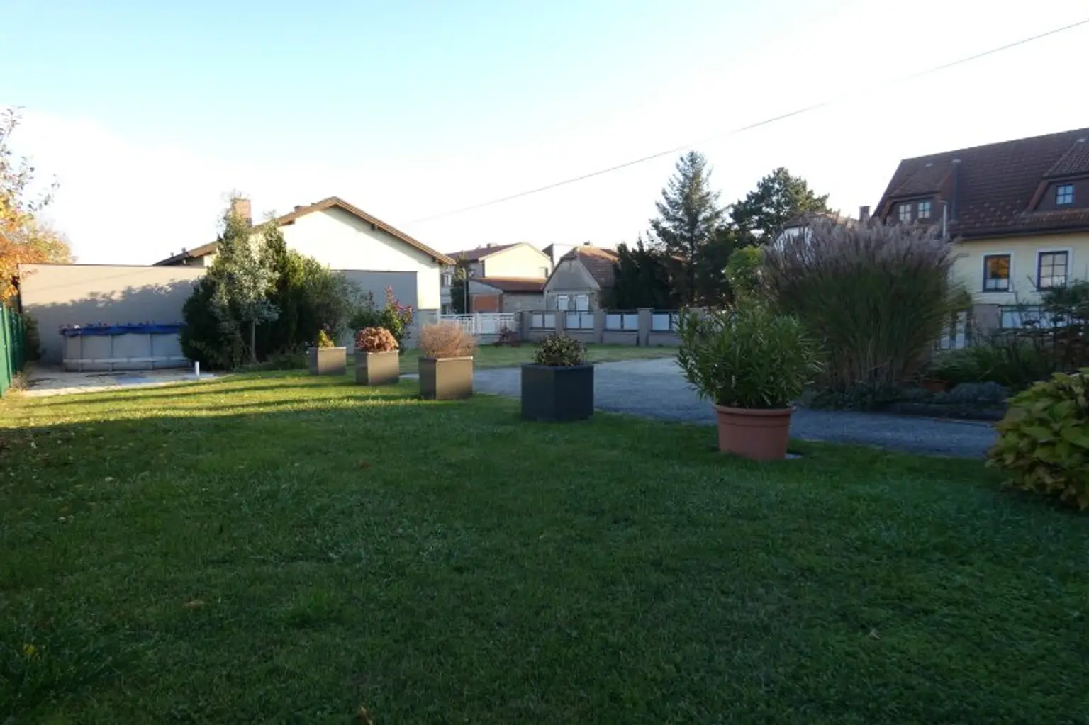 TOP GEPFLEGTES WOHNHAUS MIT GARTEN NATURNAH