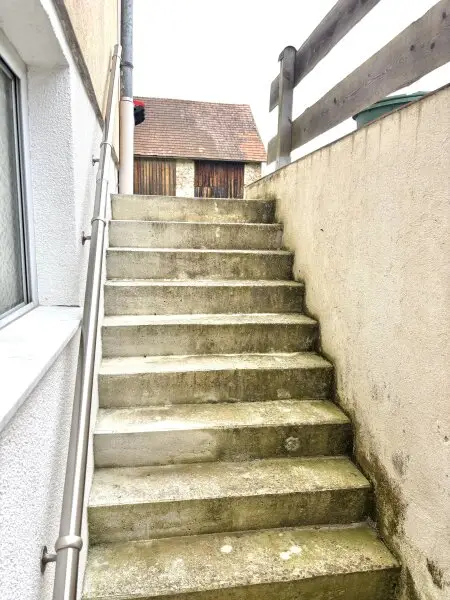 ** FAMILYS BEST **   Reinersdorf !! Bungalow mit ca. 122 m2 Wfl. in ruhiger, idyllischer Ortsrandlage mit ca. 1.200 m2 Eigengrund !!