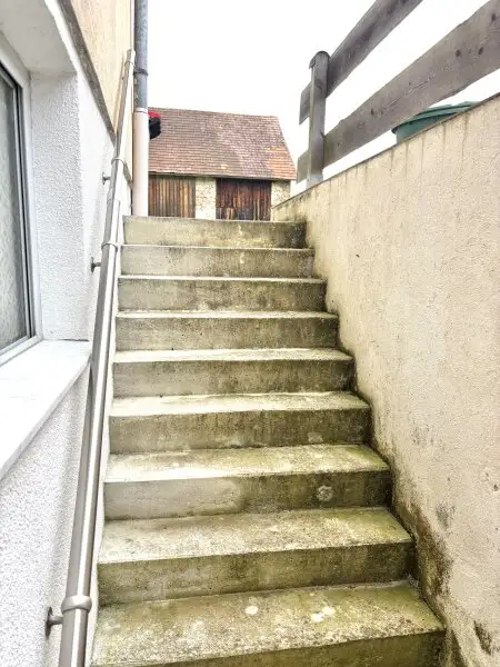 ** FAMILYS BEST **   Reinersdorf !! Bungalow mit ca. 122 m2 Wfl. in ruhiger, idyllischer Ortsrandlage mit ca. 1.200 m2 Eigengrund !!