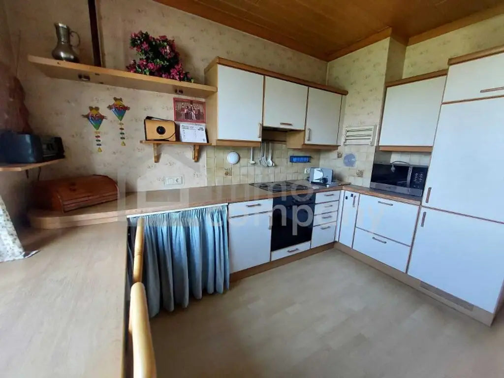 Platz für ALLE- Einfamilienhaus mit Einliegerwohnung!