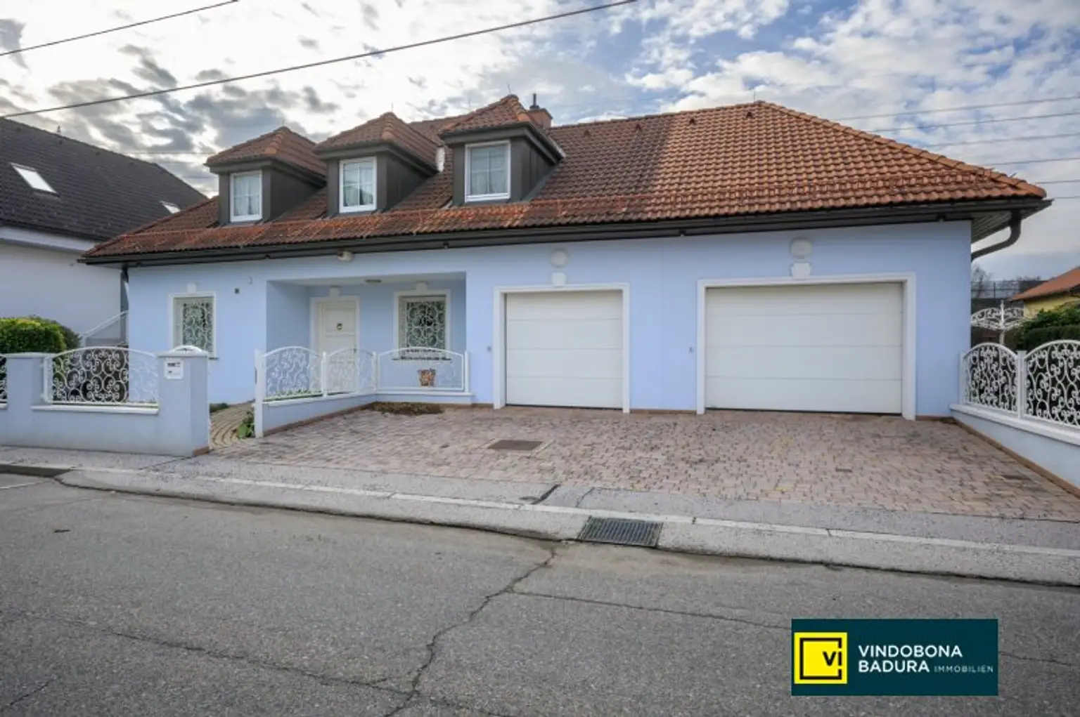 Hausansicht strassenseitig