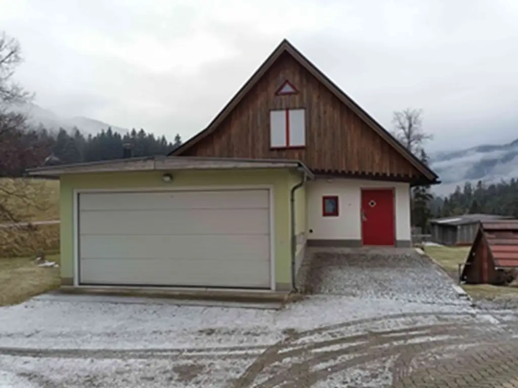 Renoviertes Wohnhaus mit großen Wohnräumen in Tragöss - Nahe Grüner See - zu kaufen !