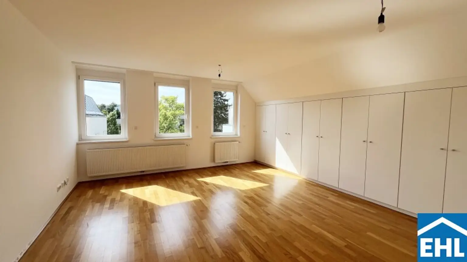 Traumhafte Dachgeschosswohnung im grünen Sievering!