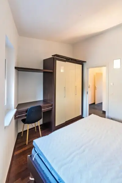 Ganz oben mit Aussicht, Top Ausstattung, neuwertig
