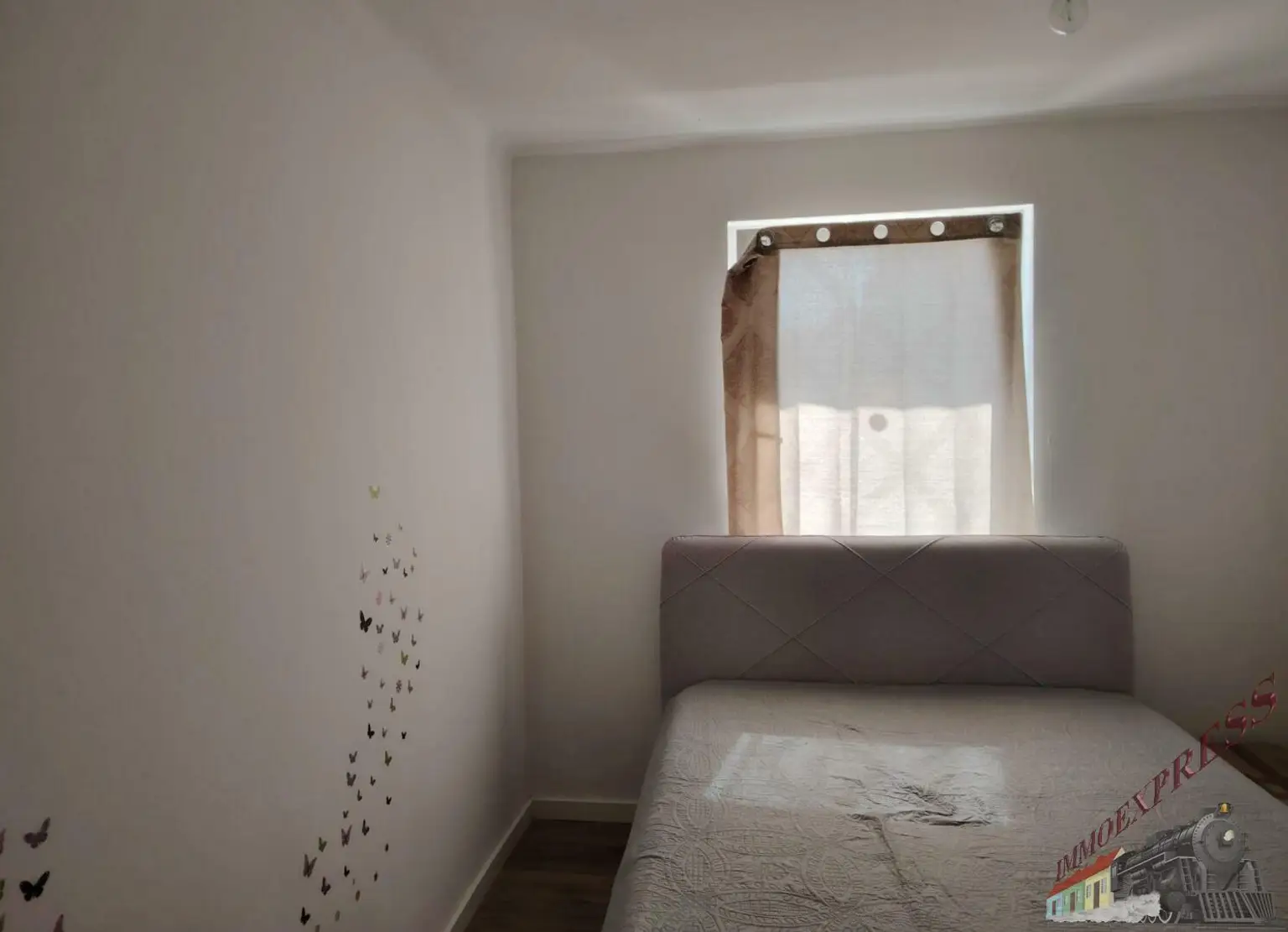 Zwei Häuser – ein Zuhause mit vielen Möglichkeiten!