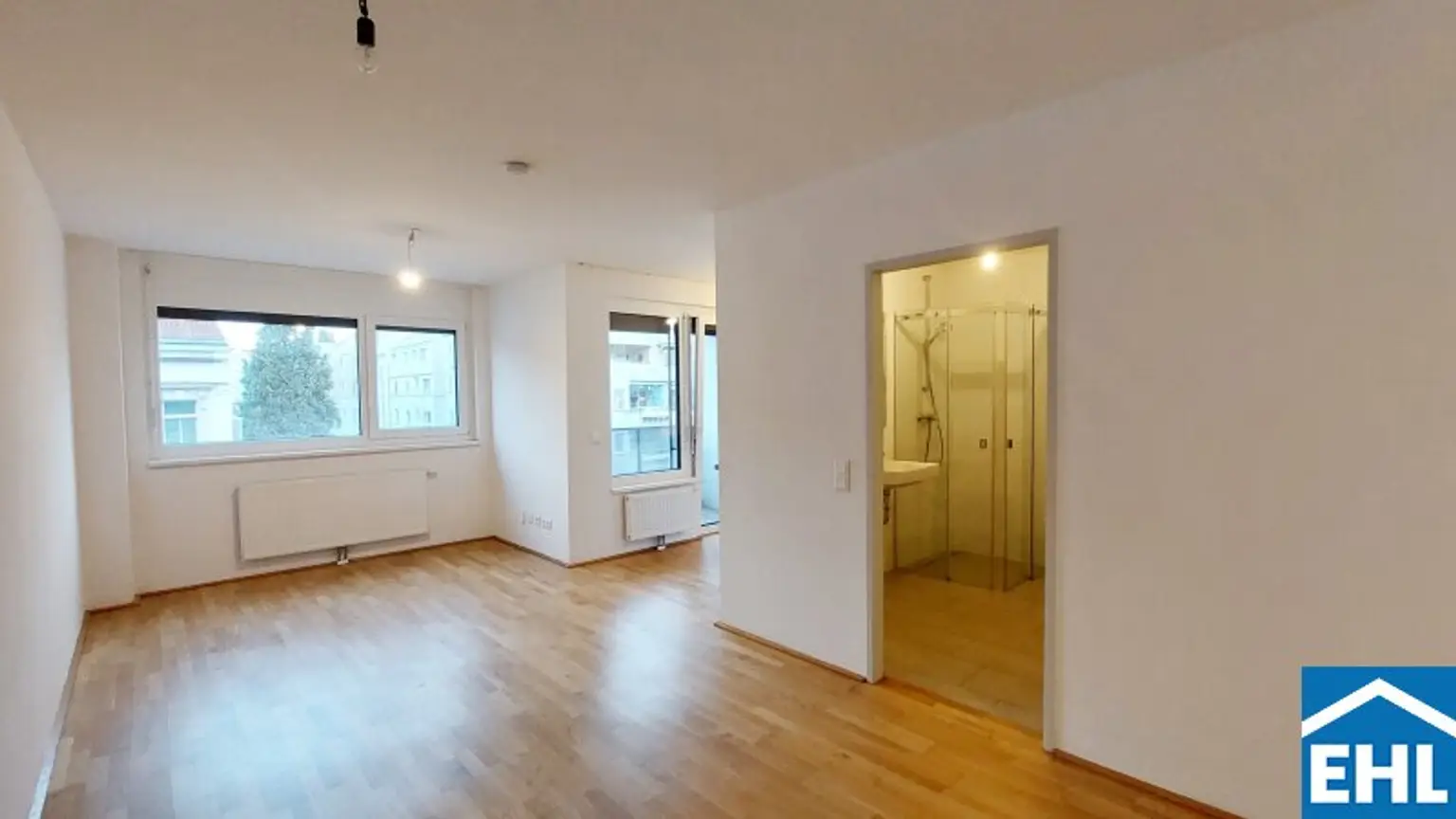 Traumhafte Wohnung mit großzügiger Freifläche!