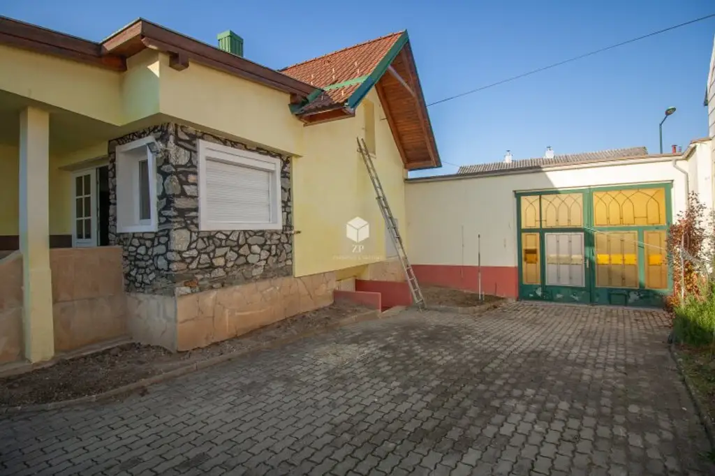 Charmantes Haus mit 2 Wohneinheiten mit Innenhof & Garage – Ruhelage nahe Rust und dem Neusiedler See