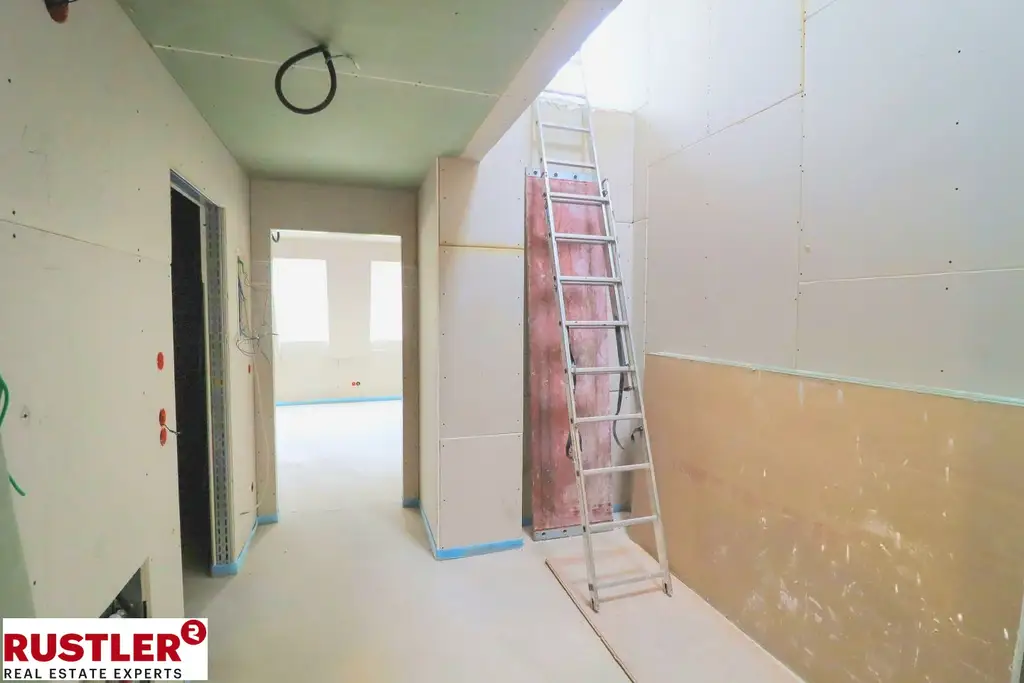 3 Zimmer - DG-Maisonette mit Terrasse - Nähe Kutschkermarkt