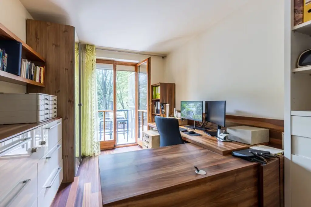 PURE ENTSPANNUNG! Riesiger Garten mit Blick ins Grüne I auch ideal f. gewerbliche Nutzung I Garage I Alarmanlage I