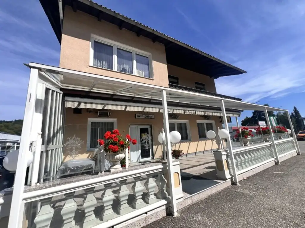 Aufsperren und Gastgeber sein! Perfekt eingerichtetes Restaurant mit Terrasse!