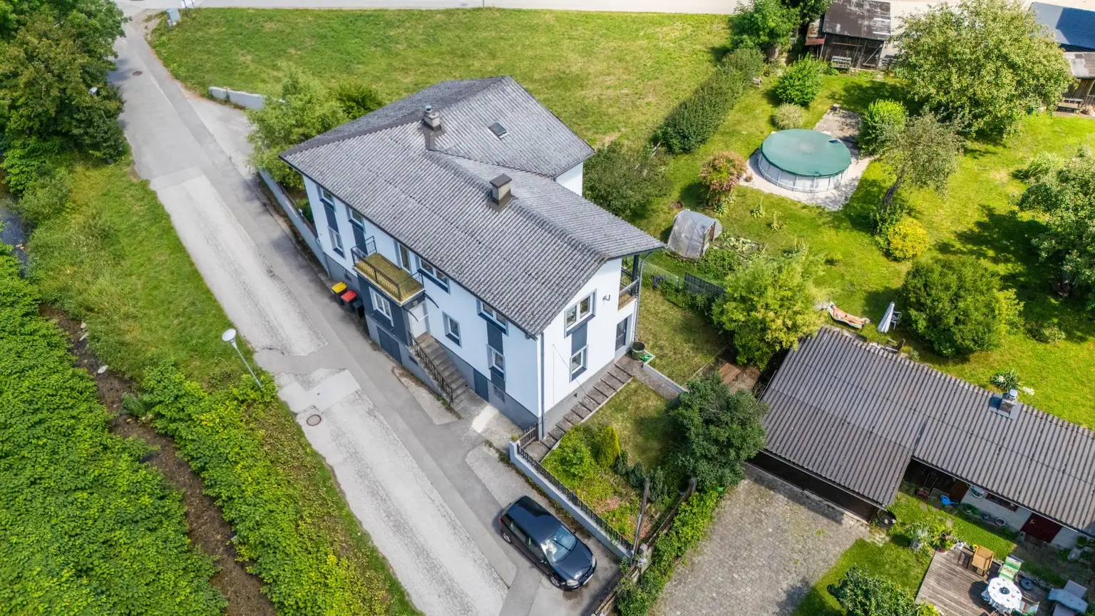 "Ein-/Zweifamilienhaus in ruhiger Lage – mit Sauna & Kachelofen!"