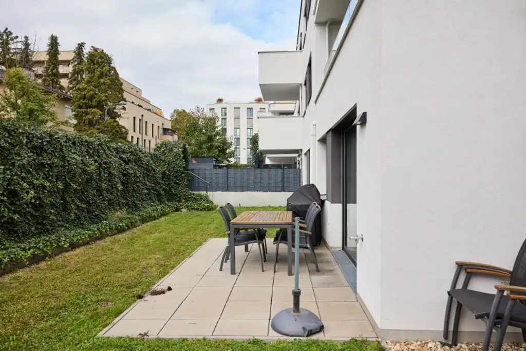 Sonnige 4 Zi Gartenwohnung in Ruhelage (S-Bahn Liesing Nähe) mit Garage