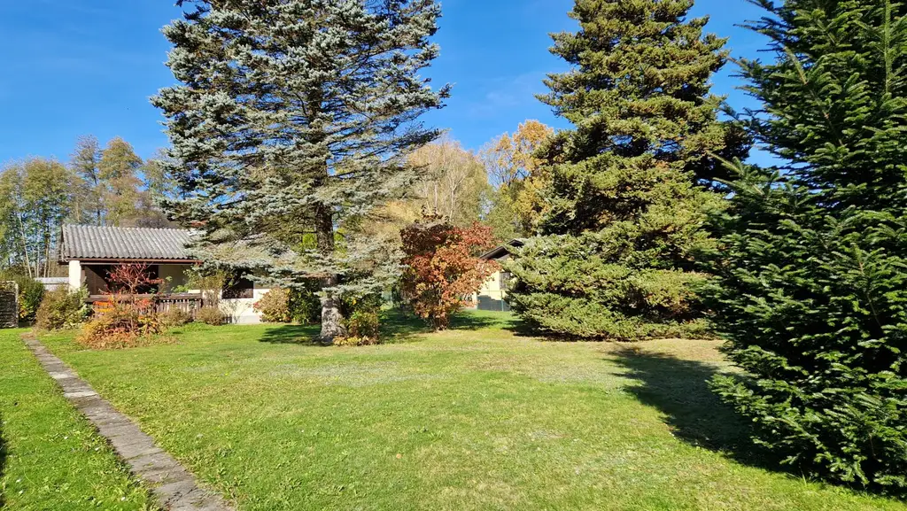 Rohdiamant - Ferienhaus mit großem Grundstück in beliebter Thermen & Golfregion