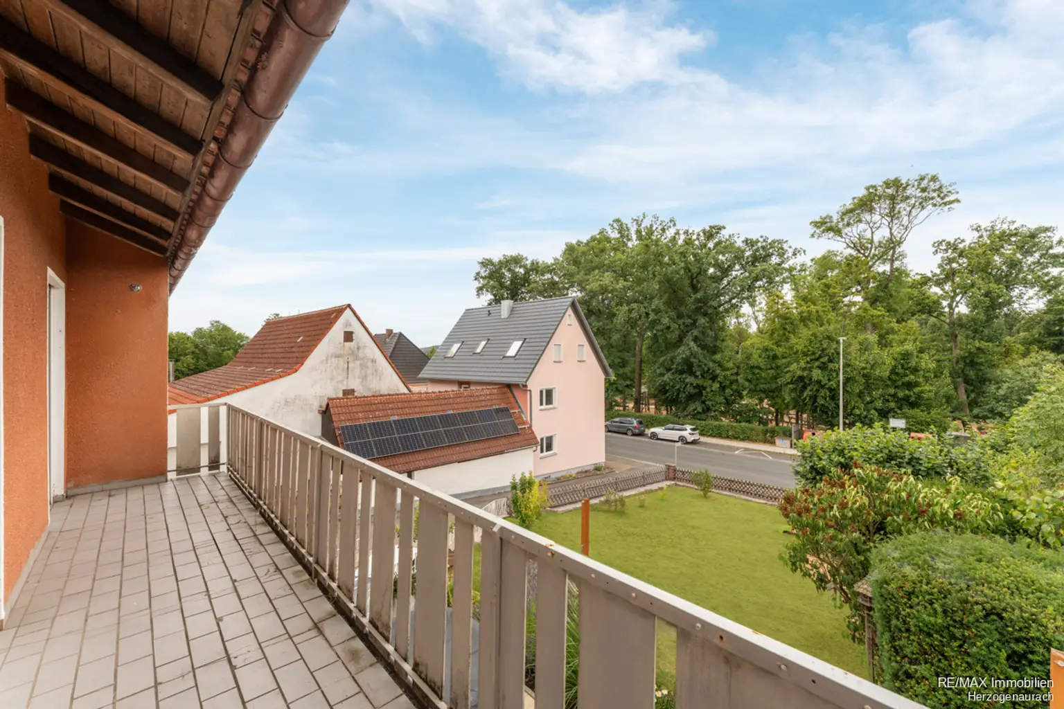 Balkon OG
