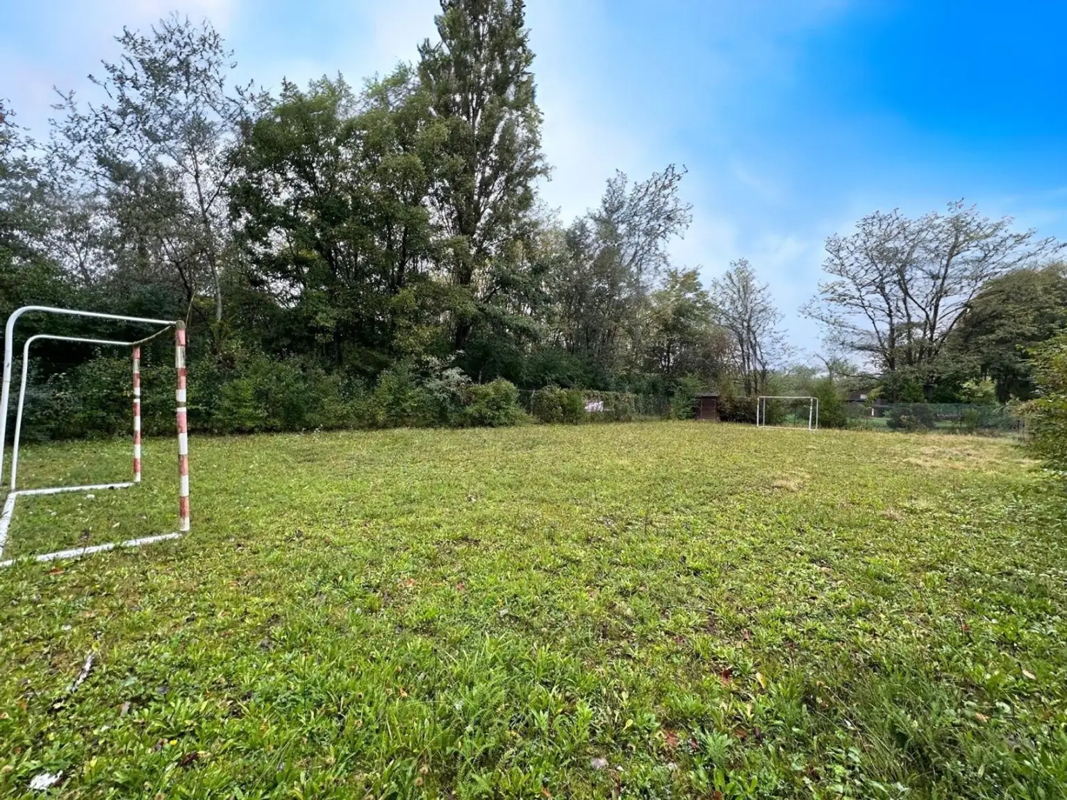 "Sommerhäuschen – Natur, Pool & Tennisplatz – Erholung PUR"