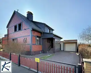 Haus und Garage