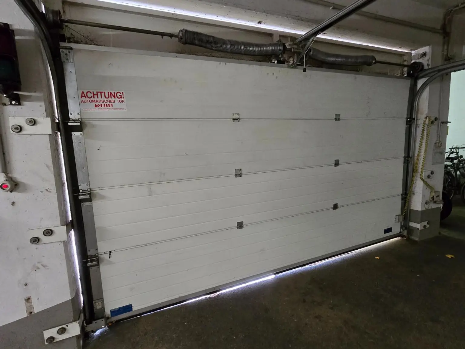 LAGE, LAGE, LAGE... 51 m² Wohnung in NEUWALDEGG - sanierungsbedürftig