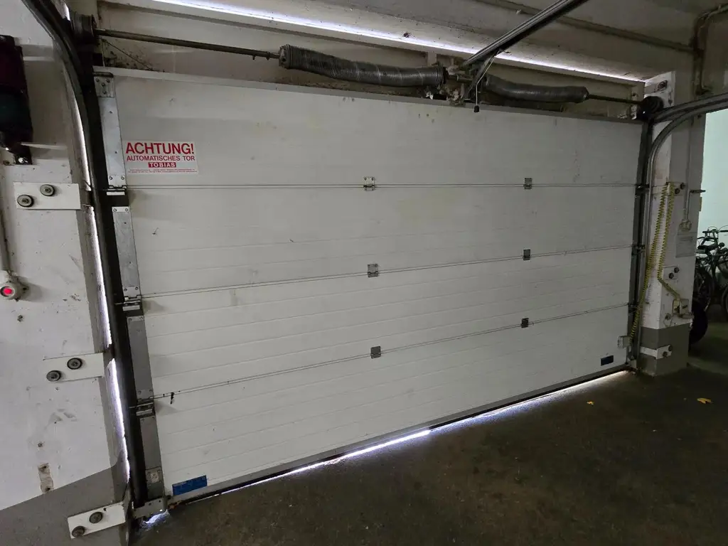 LAGE, LAGE, LAGE... 51 m² Wohnung in NEUWALDEGG - sanierungsbedürftig