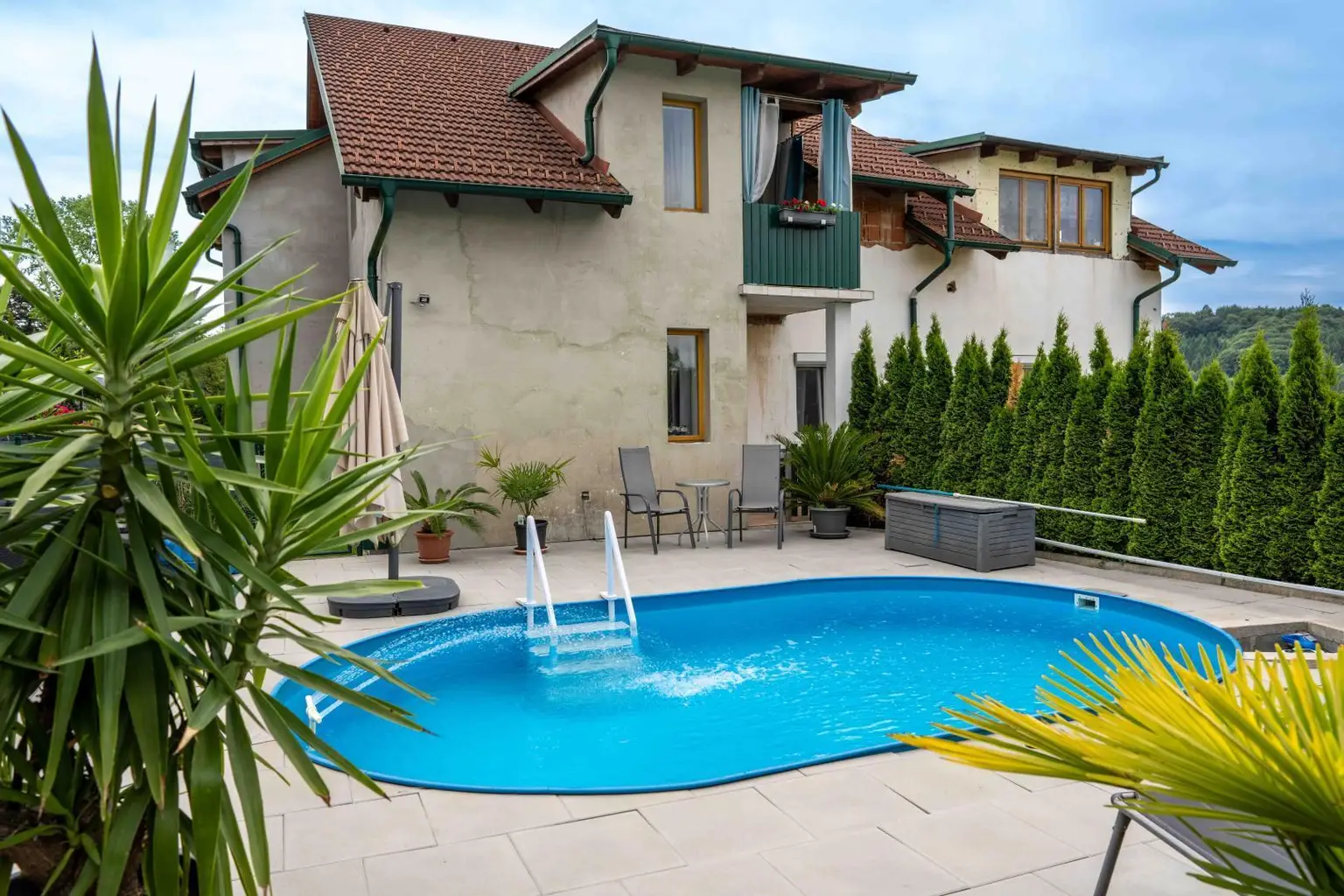 Haus-Pool