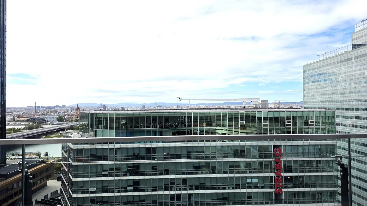 DC-FLATS: High-End-Apartment mit Blick über Wien!! ERSTBEZUG!!